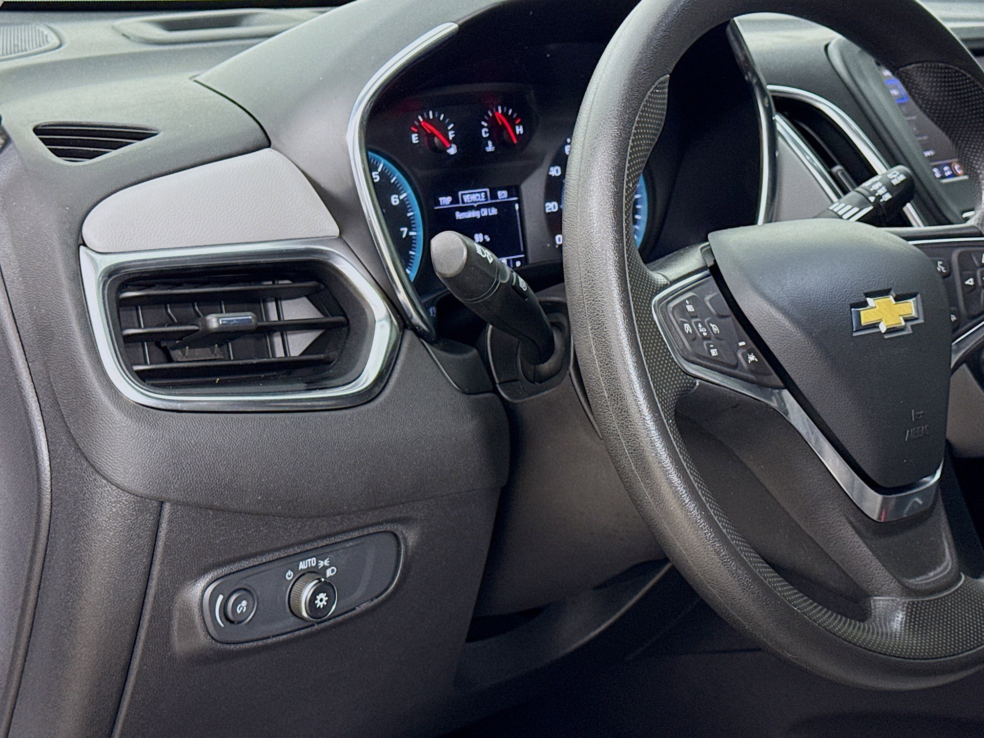 Used 2024 Chevrolet Equinox LS image 10