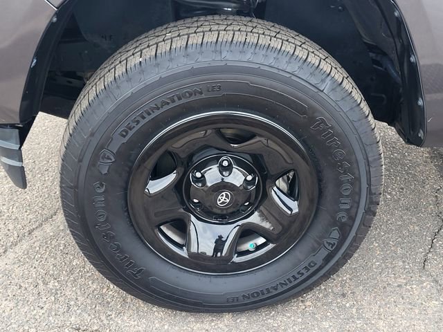 Used 2022 Toyota Tacoma SR5 image 10