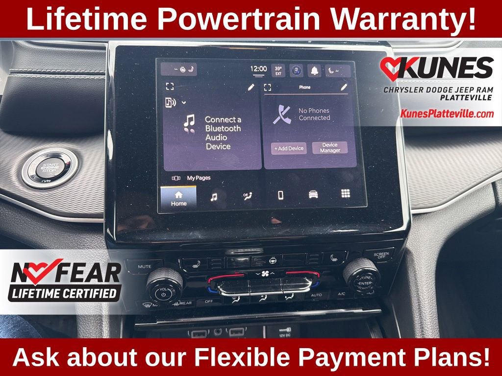 Used 2023 Jeep Grand Cherokee Altitude AWD/4WD image 17