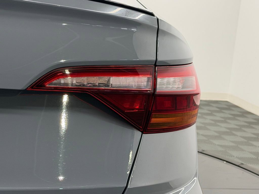 Used 2019 Volkswagen Jetta GLI FWD image 14
