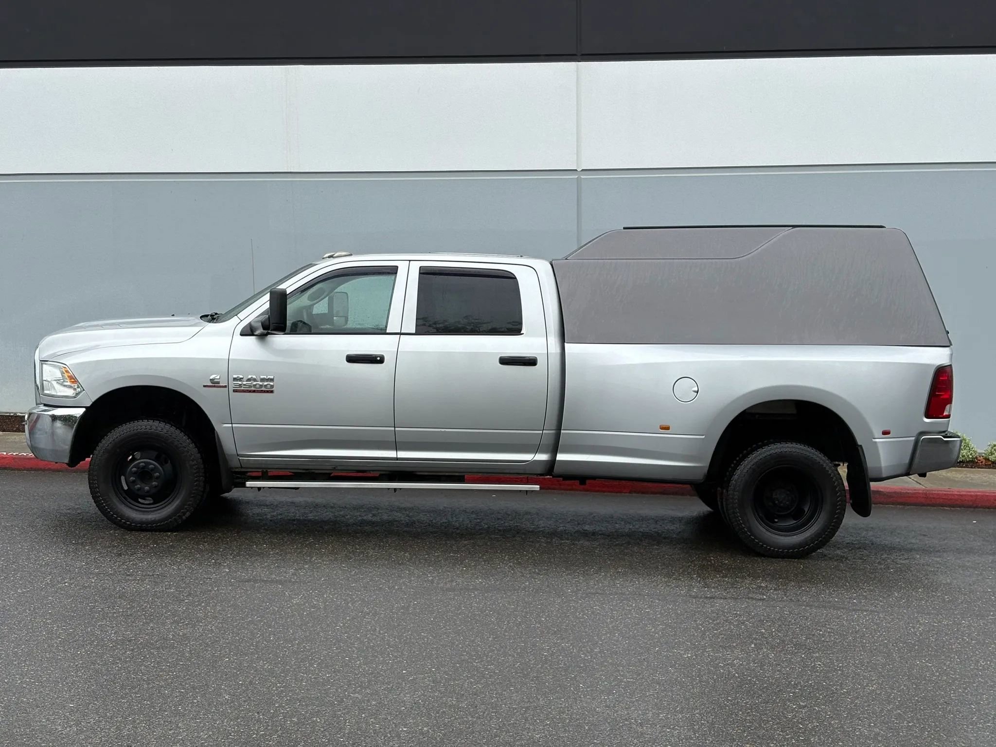 Used 2014 RAM 3500 ST w/ Protection Group AWD/4WD image 3
