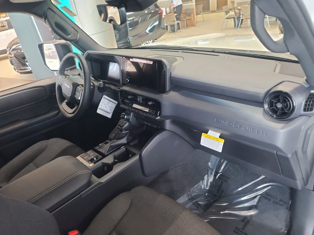 Used 2025 Toyota Land Cruiser image 14