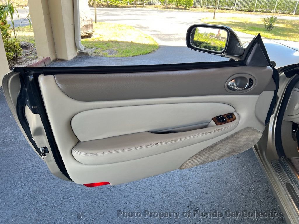 Used 1999 Jaguar XK8 Convertible image 23