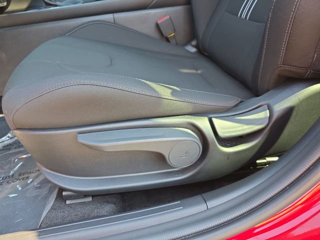 Certified 2024 Hyundai Elantra SEL w/ Convenience Package image 41