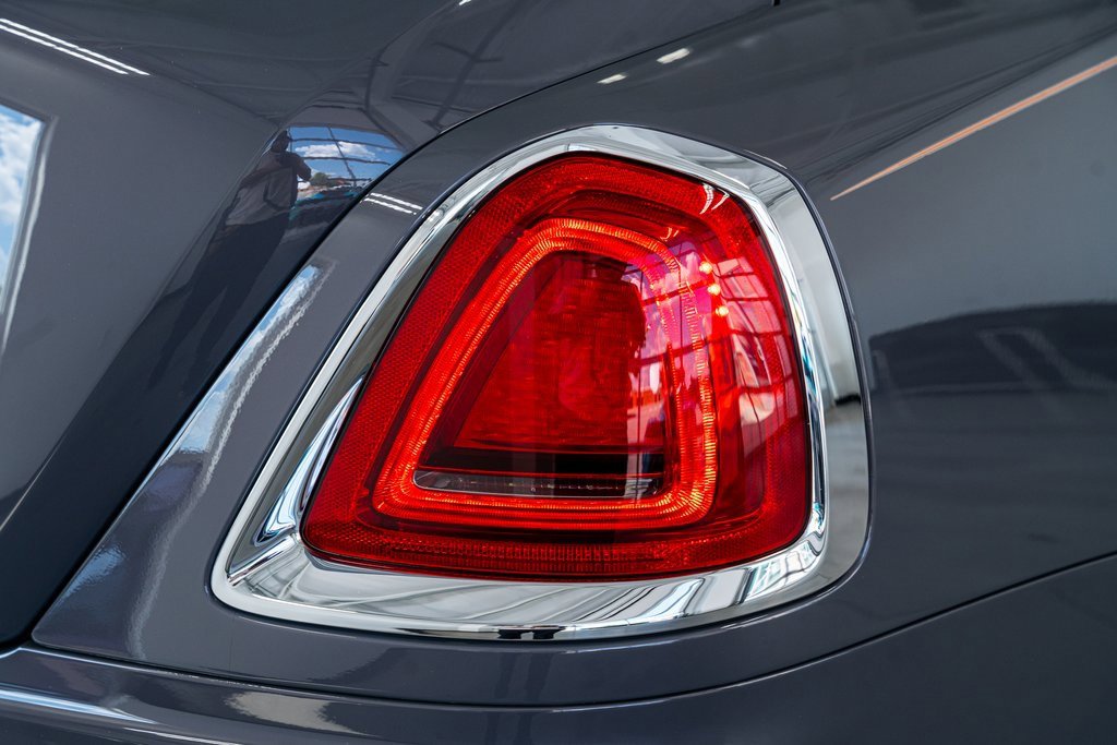 Used 2018 Rolls-Royce Wraith image 30