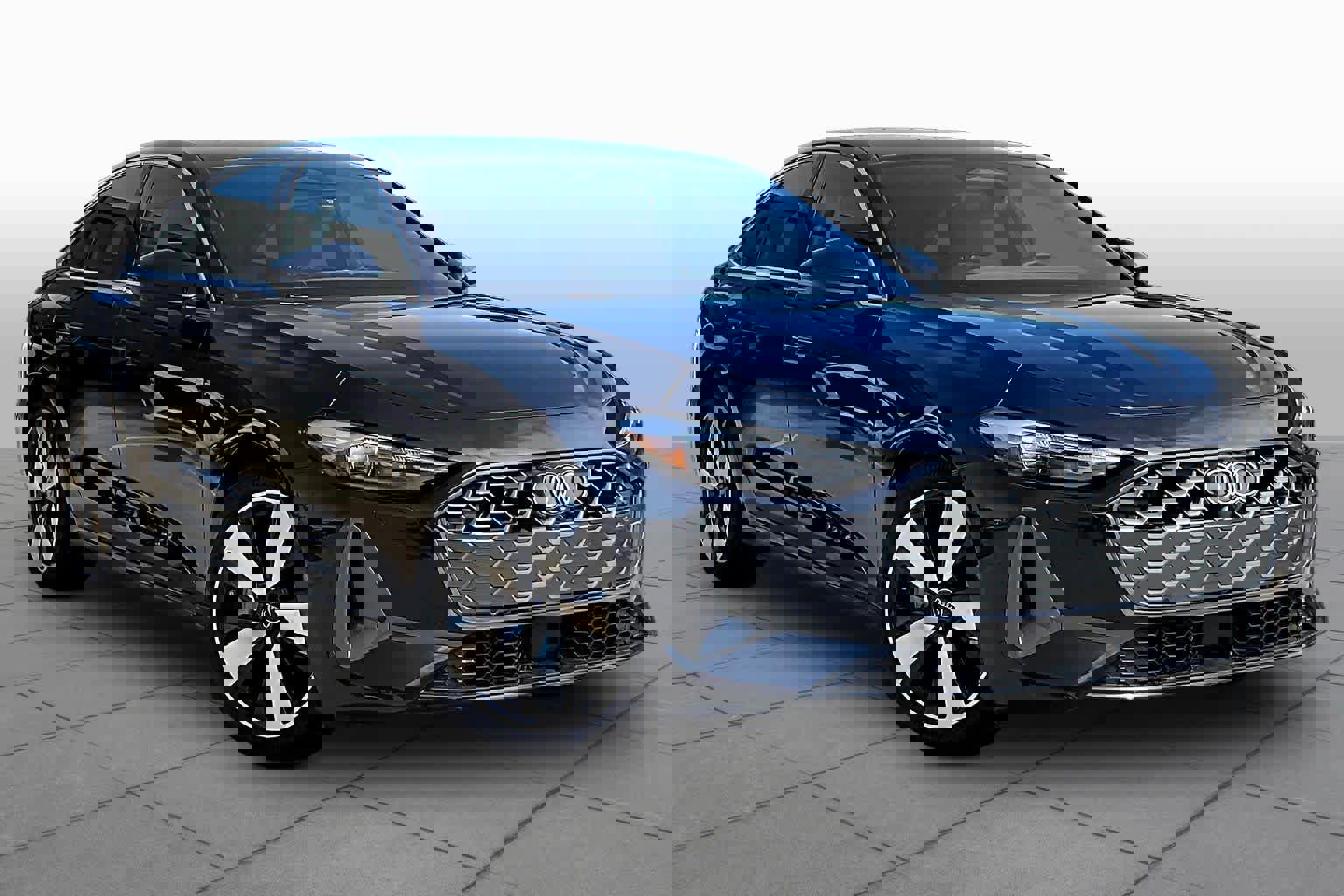 Used 2025 Audi A5 2.0T Premium w/ Convenience Package image 3