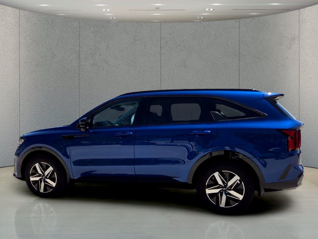 Used 2023 Kia Sorento EX w/ Panoramic Sunroof Package FWD image 8