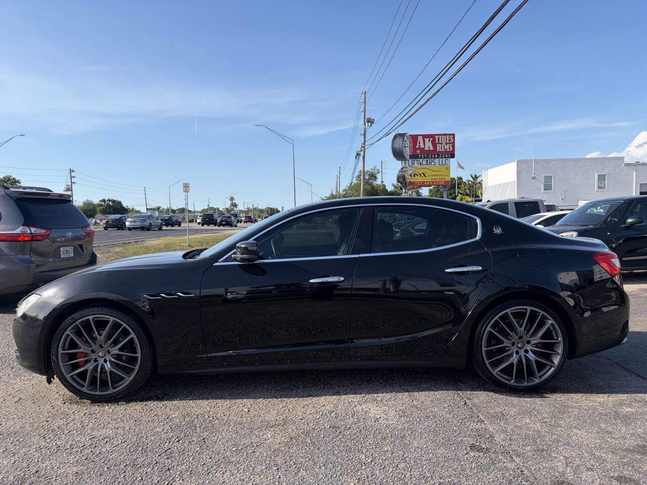 Used 2016 Maserati Ghibli S RWD image 2