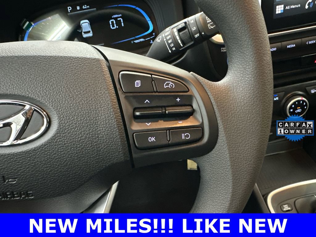 Used 2026 Hyundai Venue SE image 25
