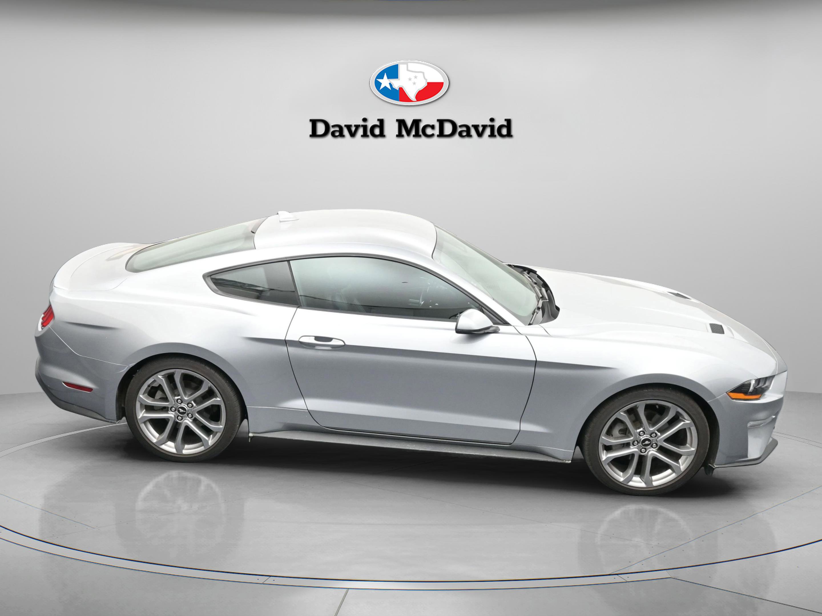 Used 2022 Ford Mustang Premium w/ Equipment Group 201A image 22