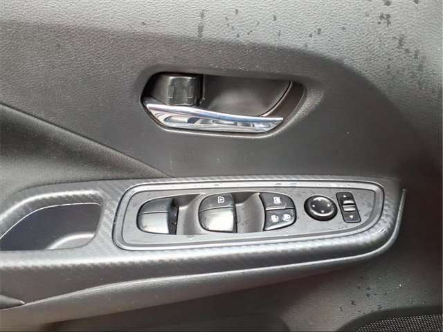 Used 2021 Nissan Versa SV image 22