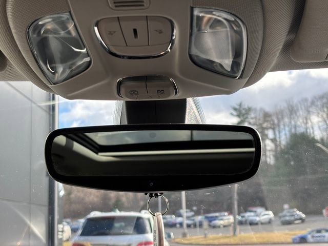 Used 2020 Jeep Compass Latitude image 38