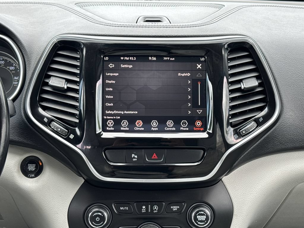 Used 2019 Jeep Cherokee Limited FWD image 22
