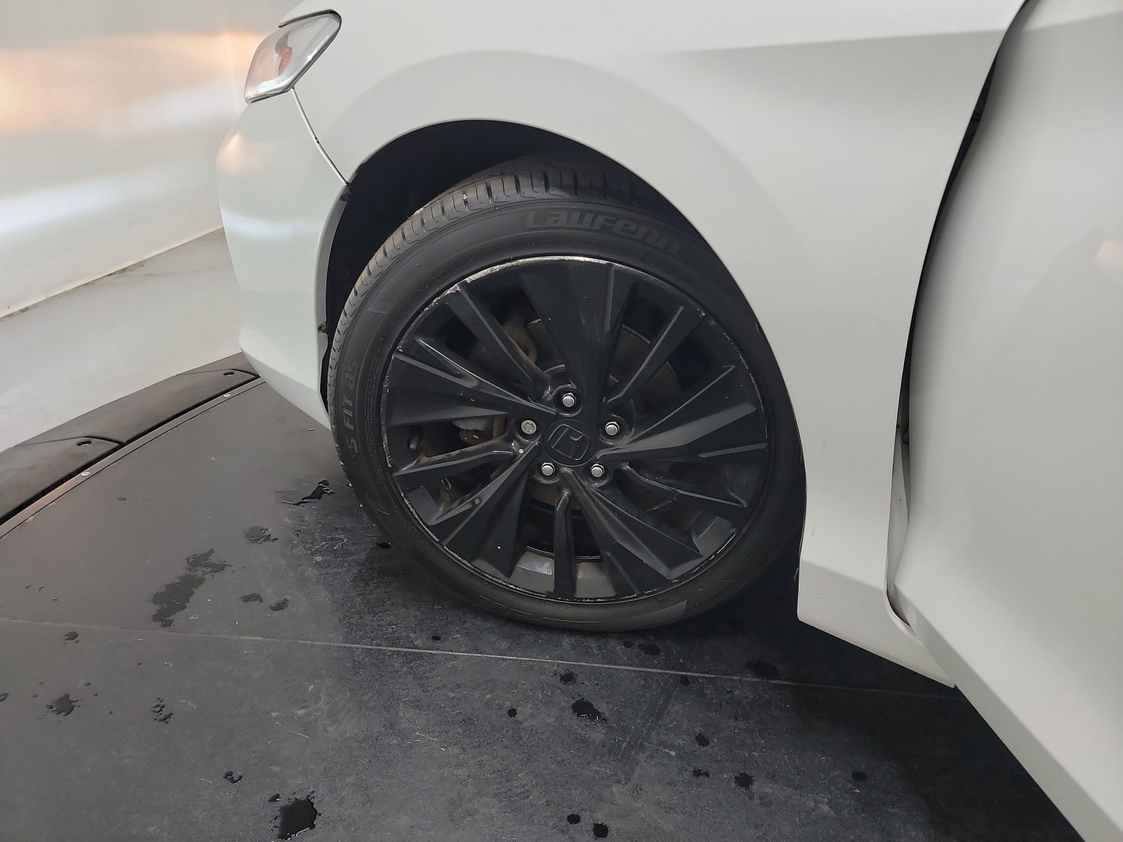 Used 2017 Honda Accord EX image 30