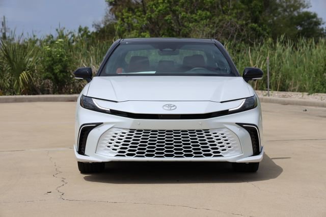New 2025 Toyota Camry XSE FWD image 2