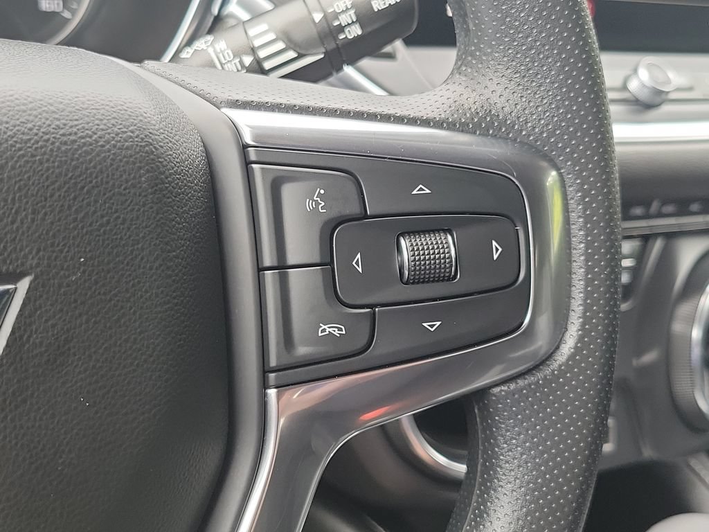 Used 2025 Chevrolet Blazer LT FWD image 29