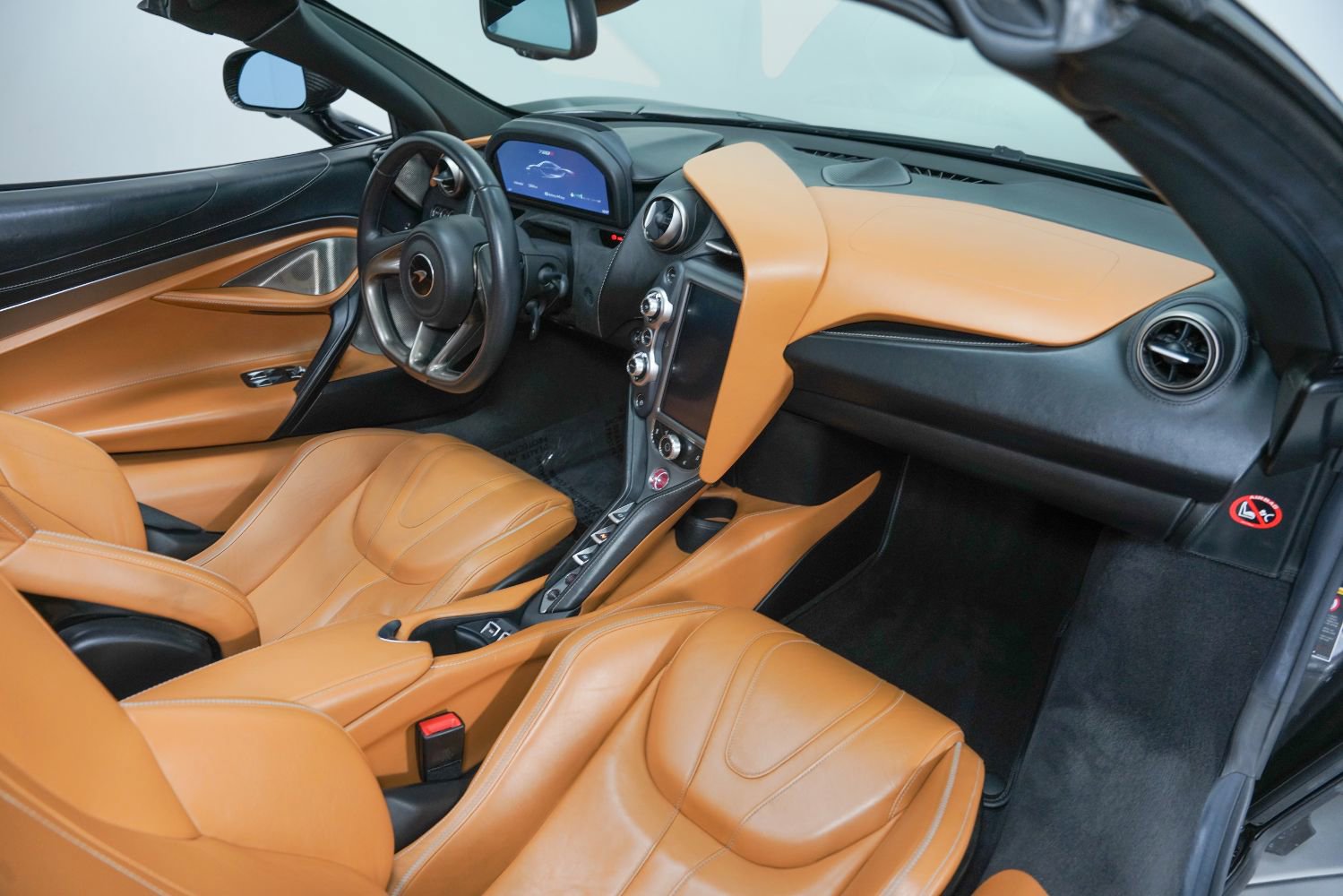 Used 2020 McLaren 720S Luxury image 31