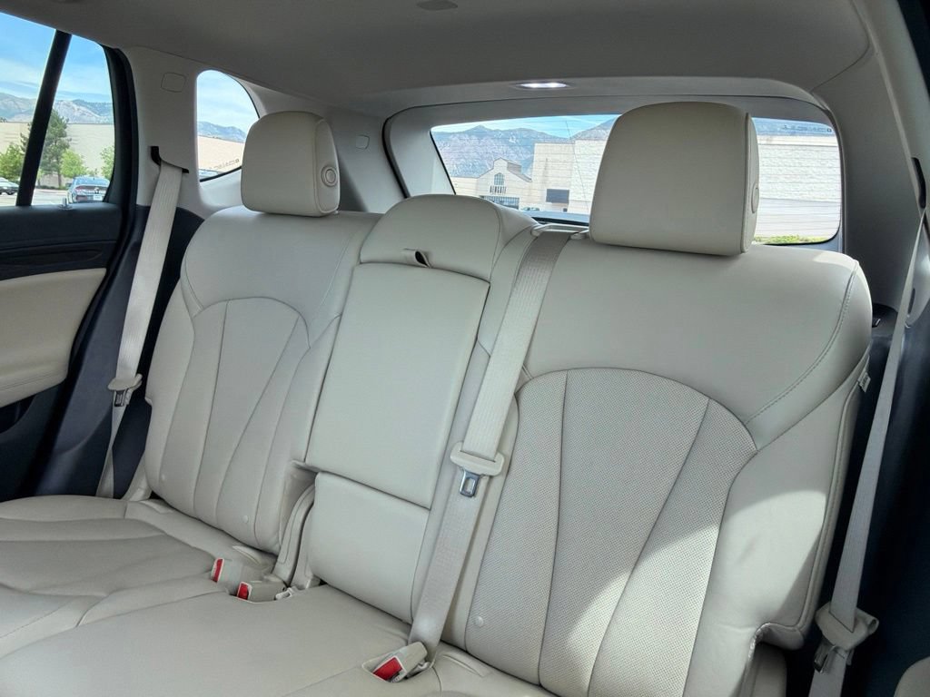 Used 2019 Buick Envision Premium w/ LPO, Interior Luxury Package AWD/4WD image 28