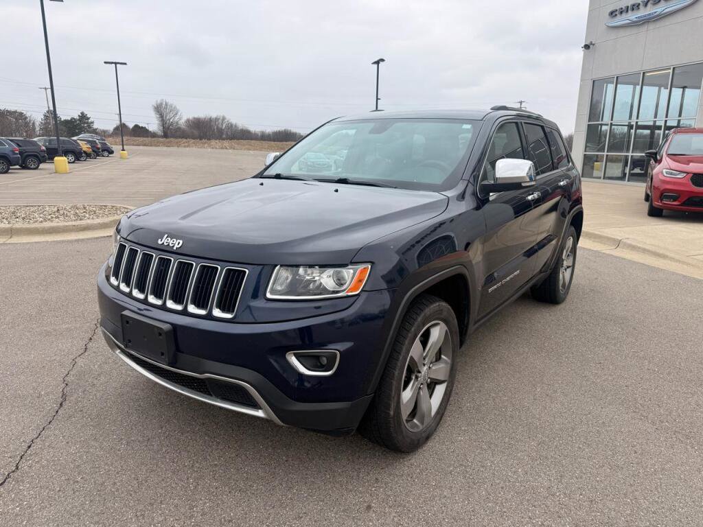 Used 2014 Jeep Grand Cherokee Limited w/ Trailer Tow Group IV image 7