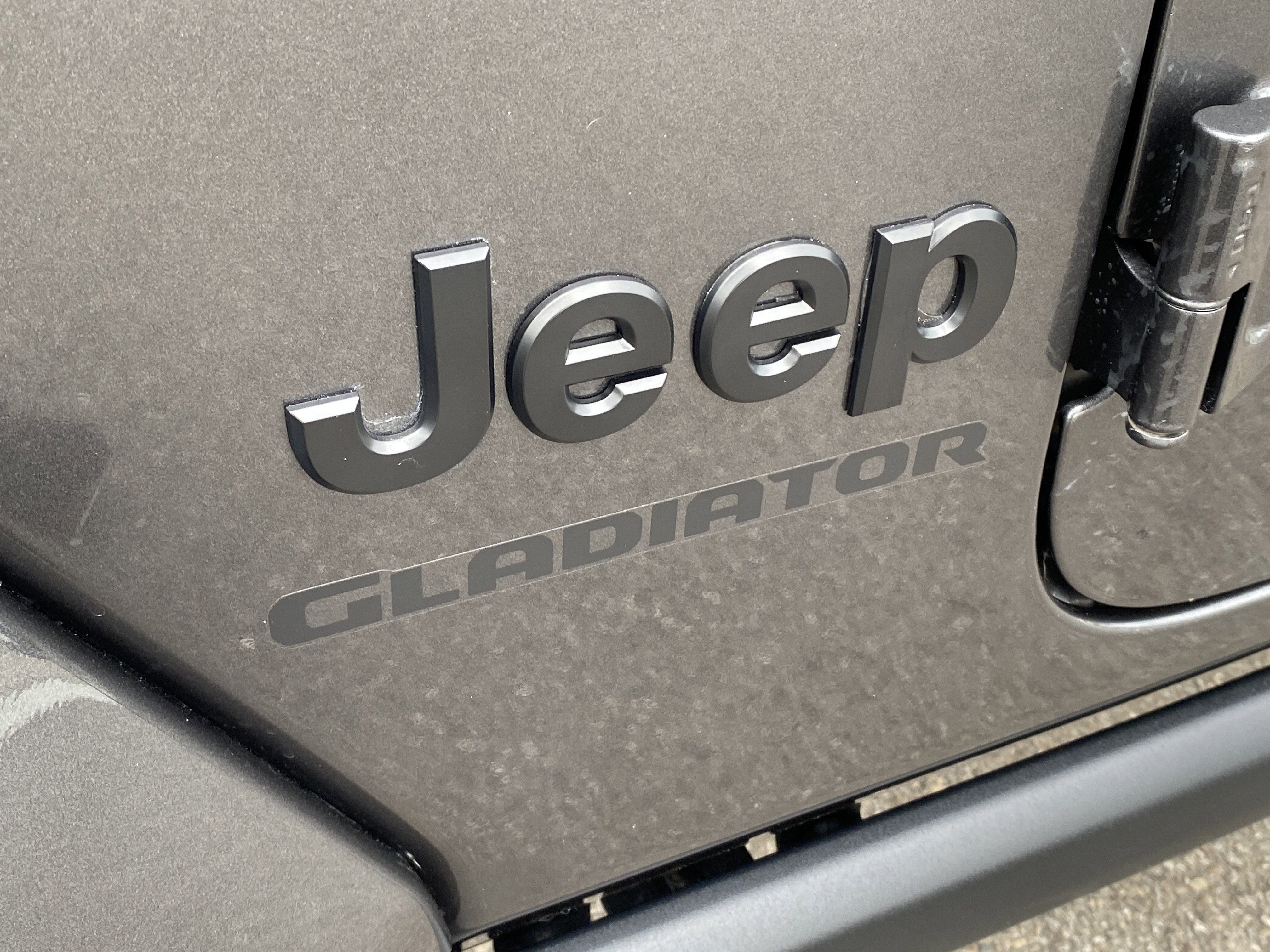 Used 2021 Jeep Gladiator Willys image 25