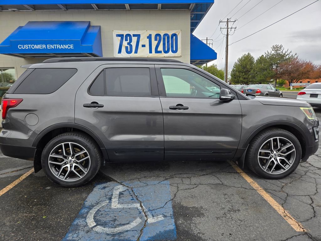 Used 2016 Ford Explorer Sport AWD/4WD image 9