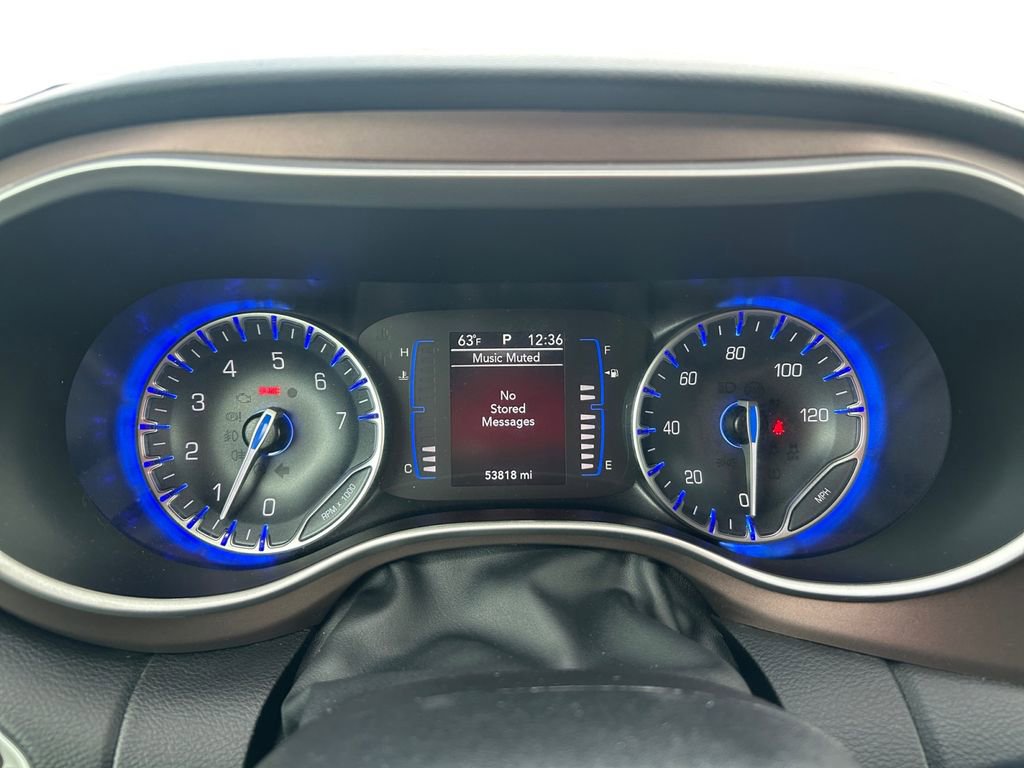 Used 2023 Chrysler Voyager LX image 19