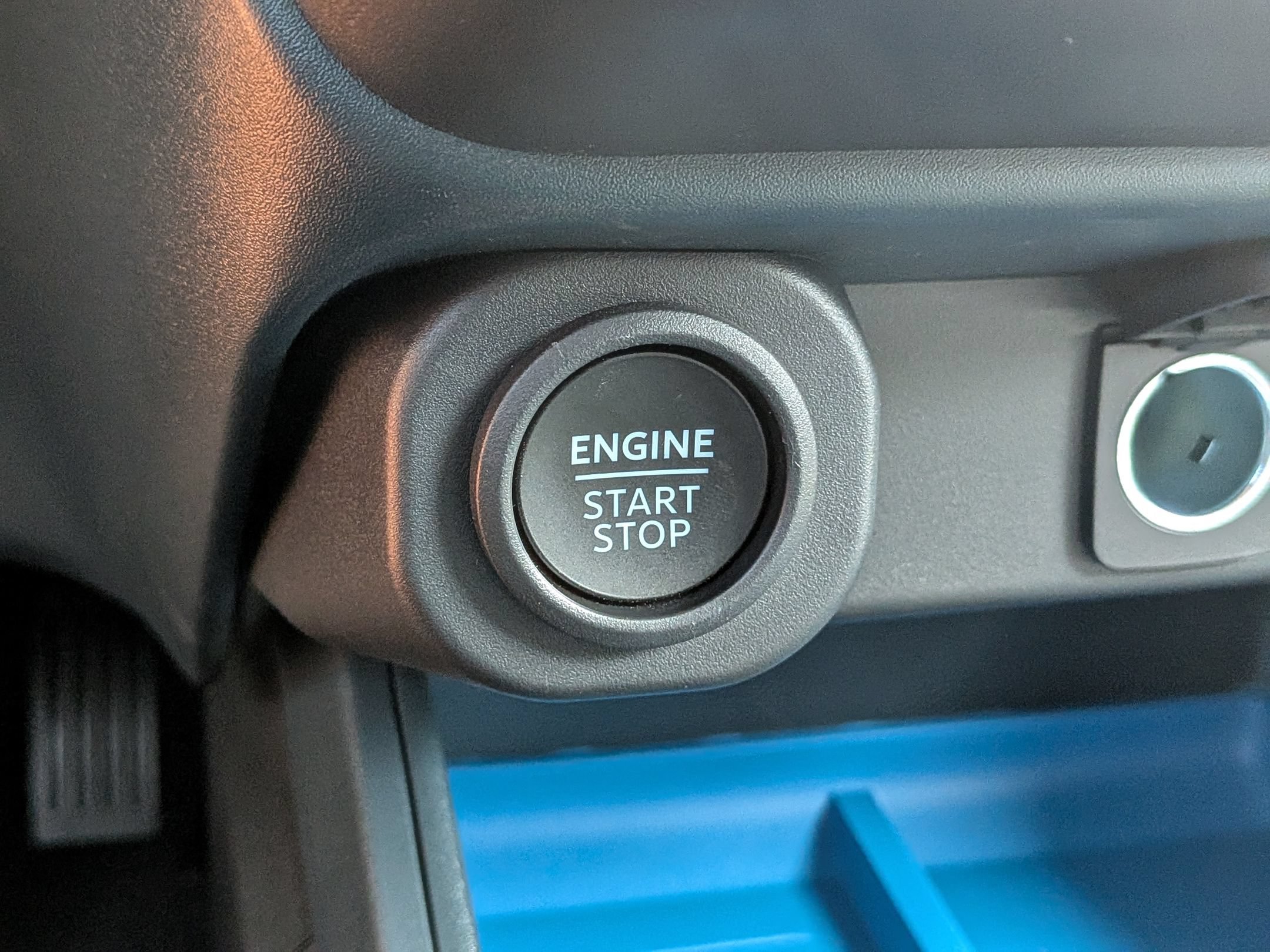 New 2026 Ford Maverick XLT w/ XLT Luxury Package FWD image 27