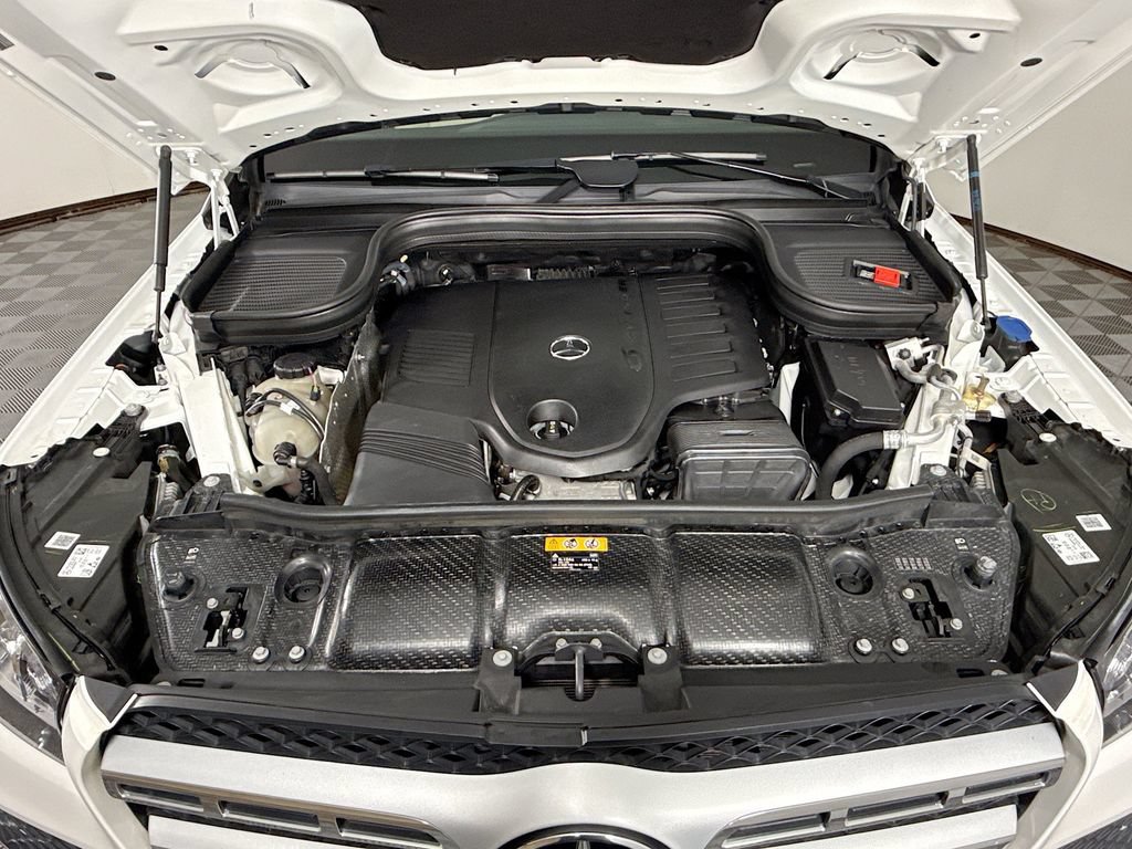 Used 2020 Mercedes-Benz GLS 450 4MATIC image 29