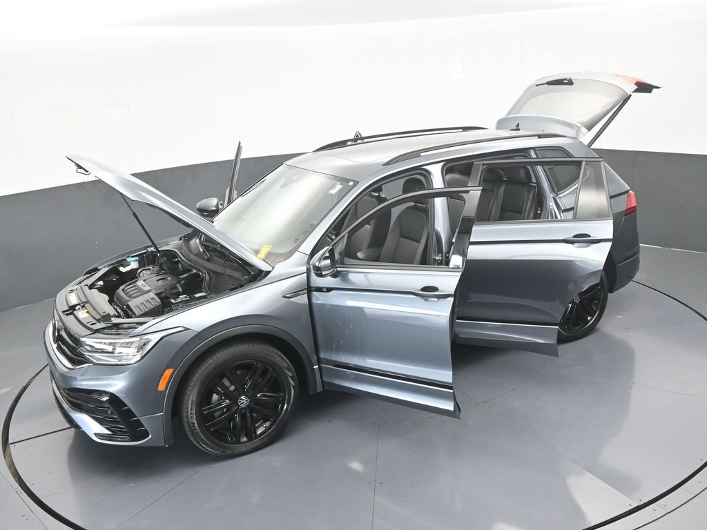 Used 2022 Volkswagen Tiguan SE R-Line AWD/4WD image 71