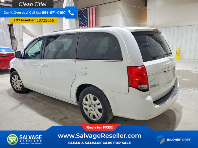 Used 2019 Dodge Grand Caravan SXT FWD image 3