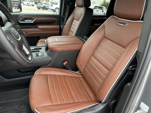 New 2026 GMC Sierra 3500 Denali Ultimate AWD/4WD image 15