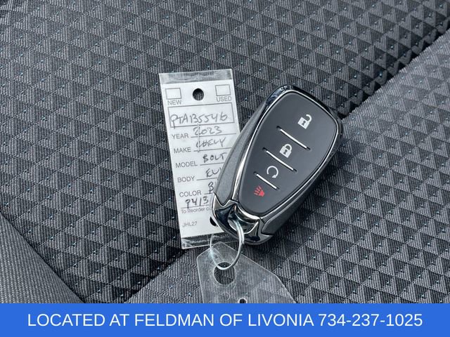 Used 2023 Chevrolet Bolt EUV LT w/ Comfort Package image 33