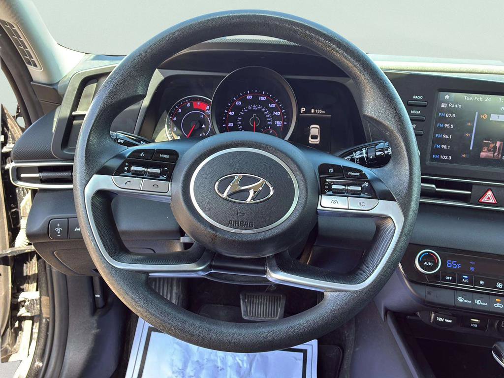 Used 2021 Hyundai Elantra SEL FWD image 26