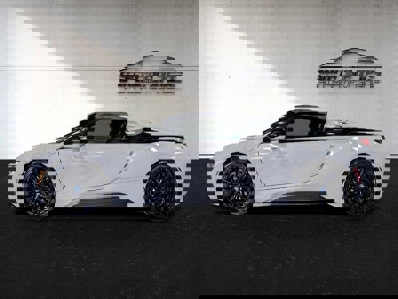 Used 2019 BMW i8 Roadster image 6