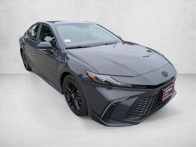 Used 2026 Toyota Camry SE FWD image 3