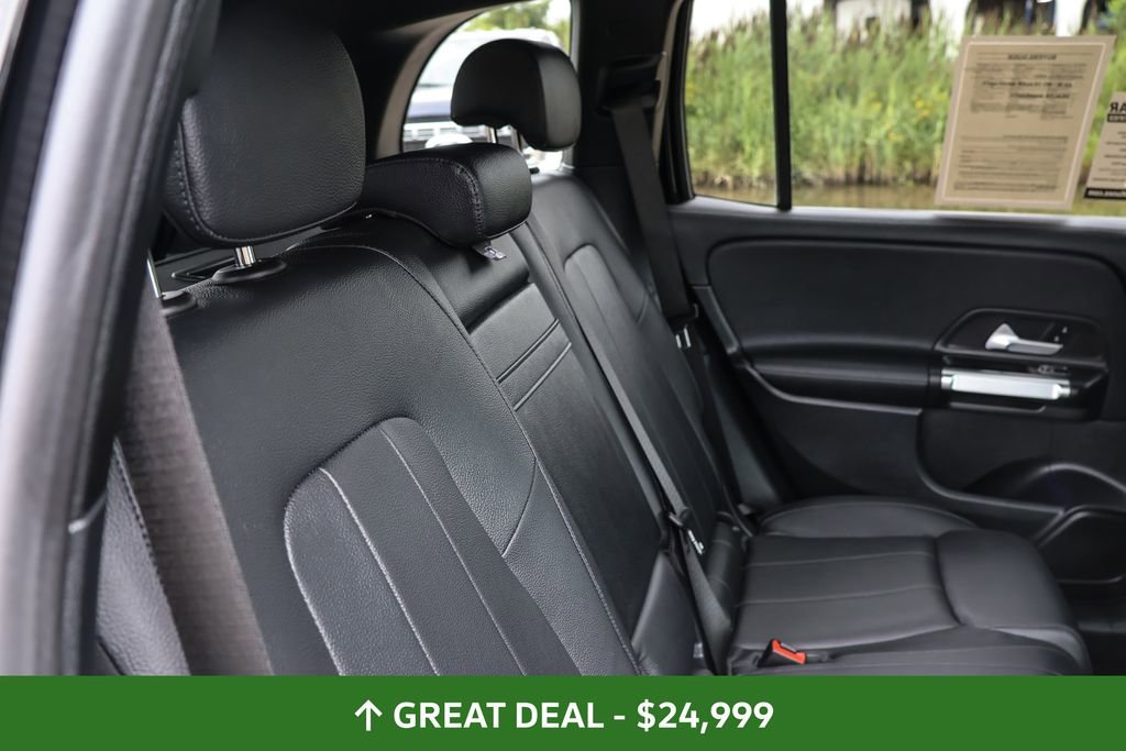 Used 2021 Mercedes-Benz GLB 250 image 25