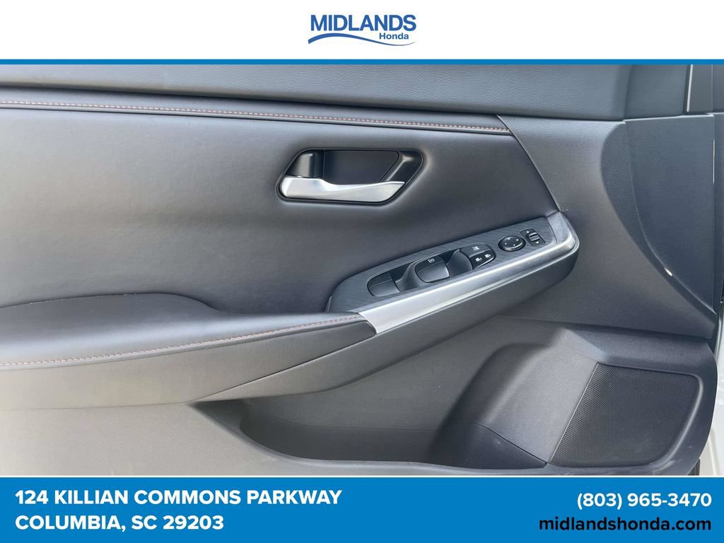Used 2023 Nissan Sentra SR FWD image 15
