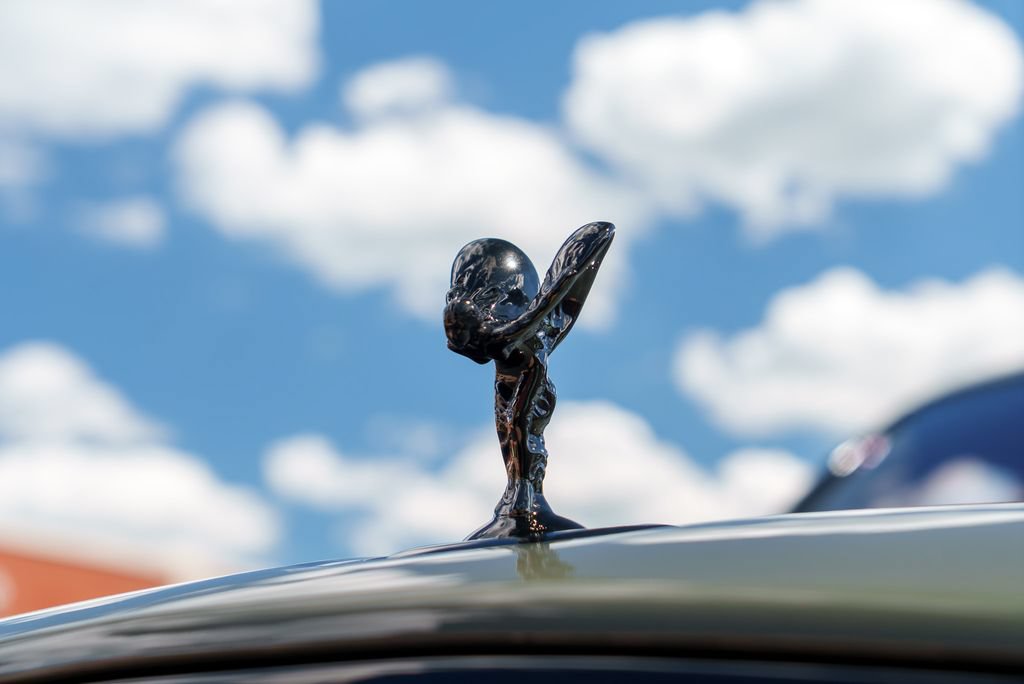 Used 2025 Rolls-Royce Cullinan Black Badge AWD/4WD image 22