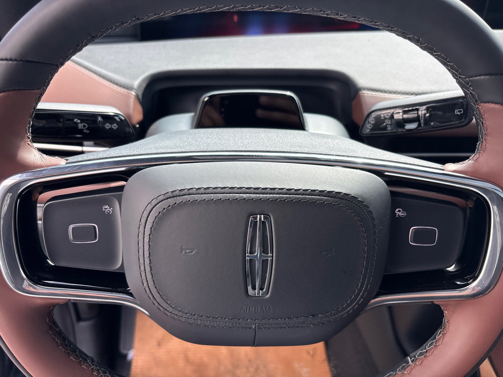 New 2027 Lincoln Navigator Reserve AWD/4WD image 18