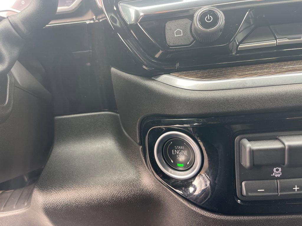 Used 2025 Chevrolet Silverado 1500 LT image 21