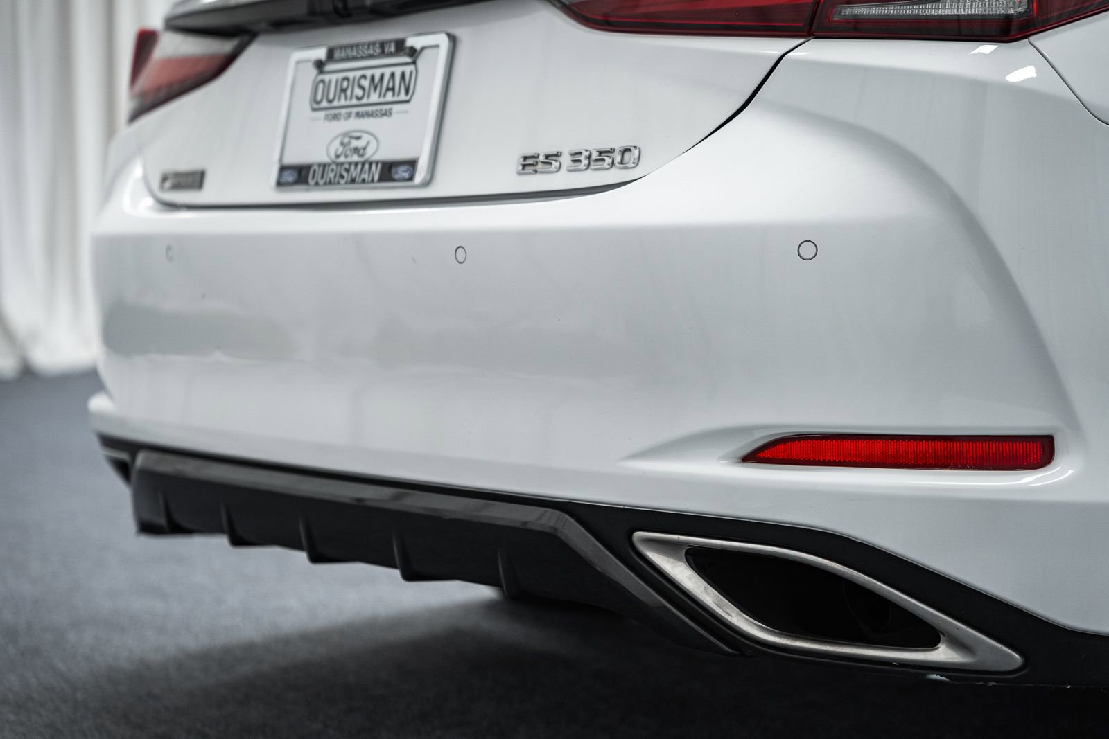 Used 2021 Lexus ES 350 F Sport w/ Accessory Package image 10