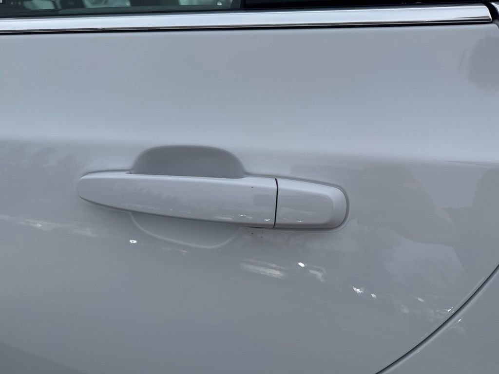 Used 2025 Chevrolet Malibu LT image 11