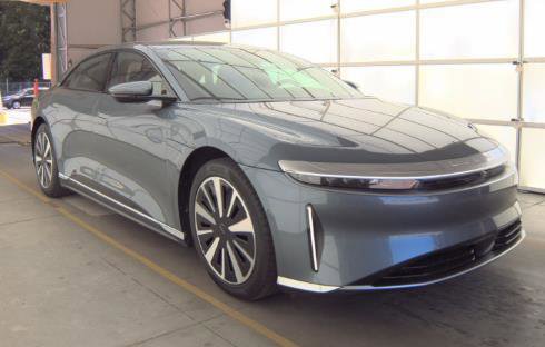 Used 2024 Lucid Air Pure RWD image 2