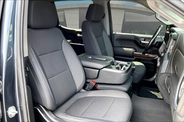 Used 2022 Chevrolet Silverado 1500 LT AWD/4WD image 7