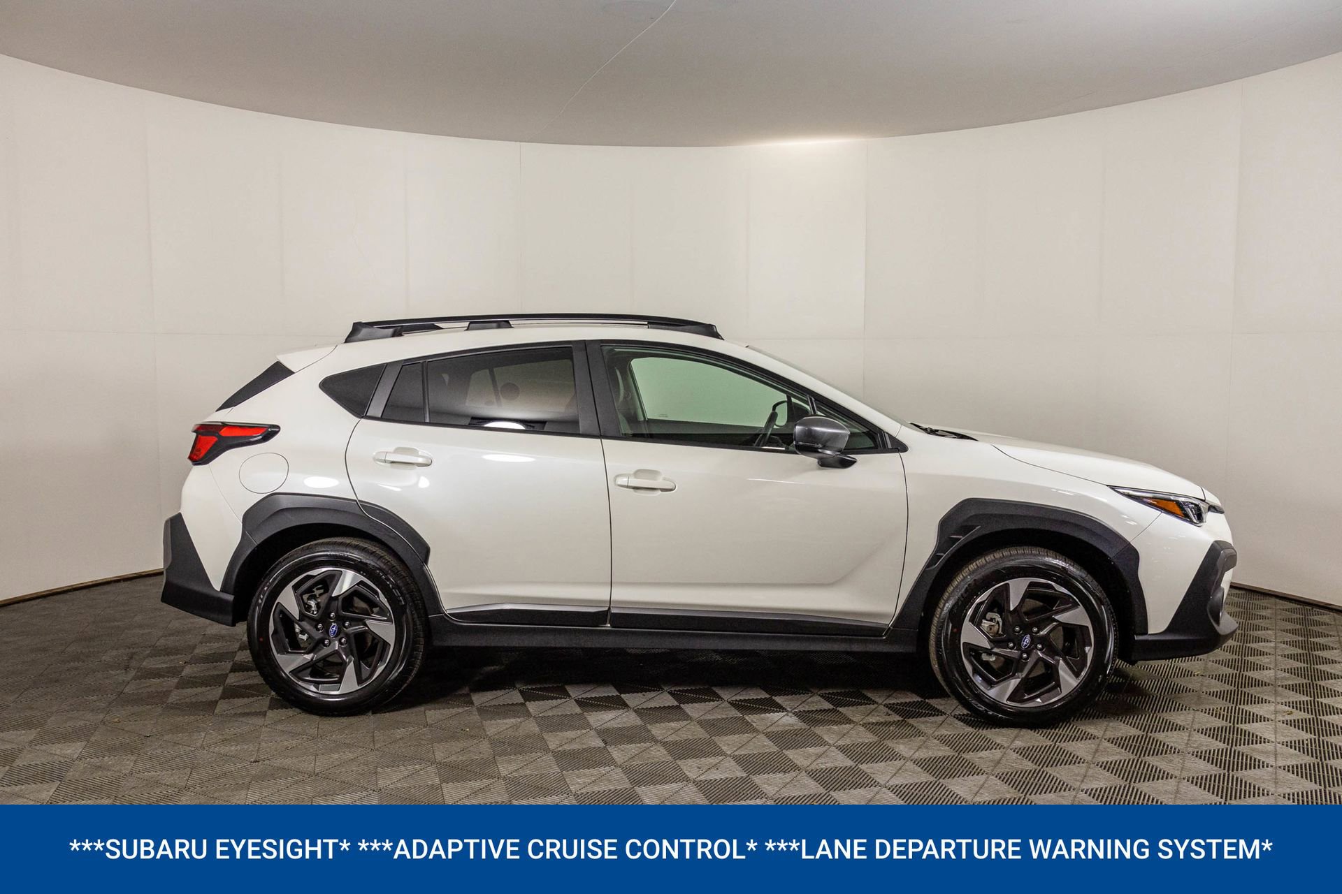 Used 2025 Subaru Crosstrek 2.5i Limited w/ Crosstrek Mirror Package image 6