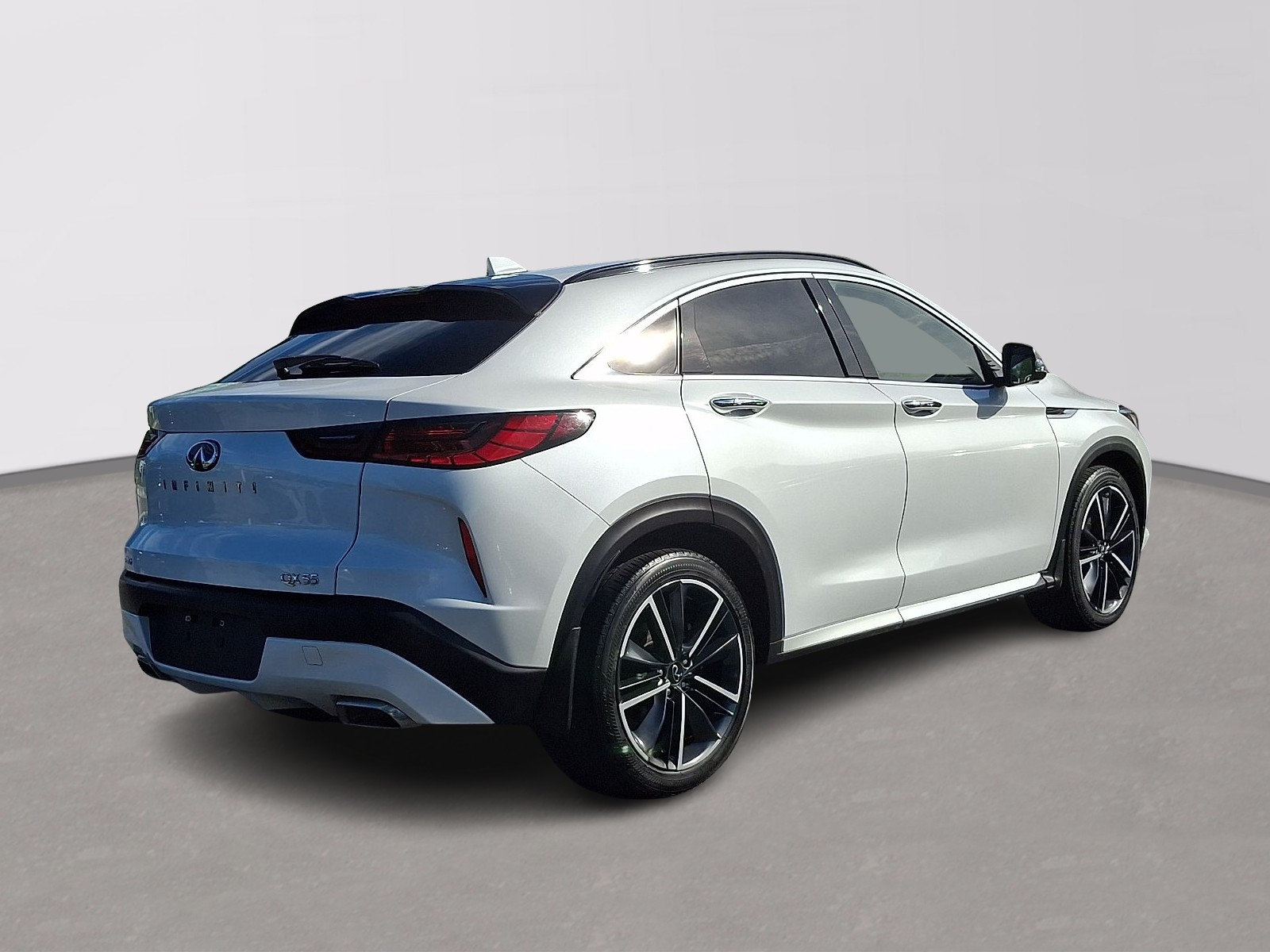 Used 2023 INFINITI QX55 Essential AWD/4WD image 6