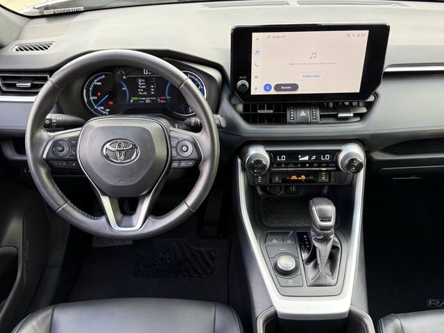 Used 2025 Toyota RAV4 XSE AWD/4WD image 11