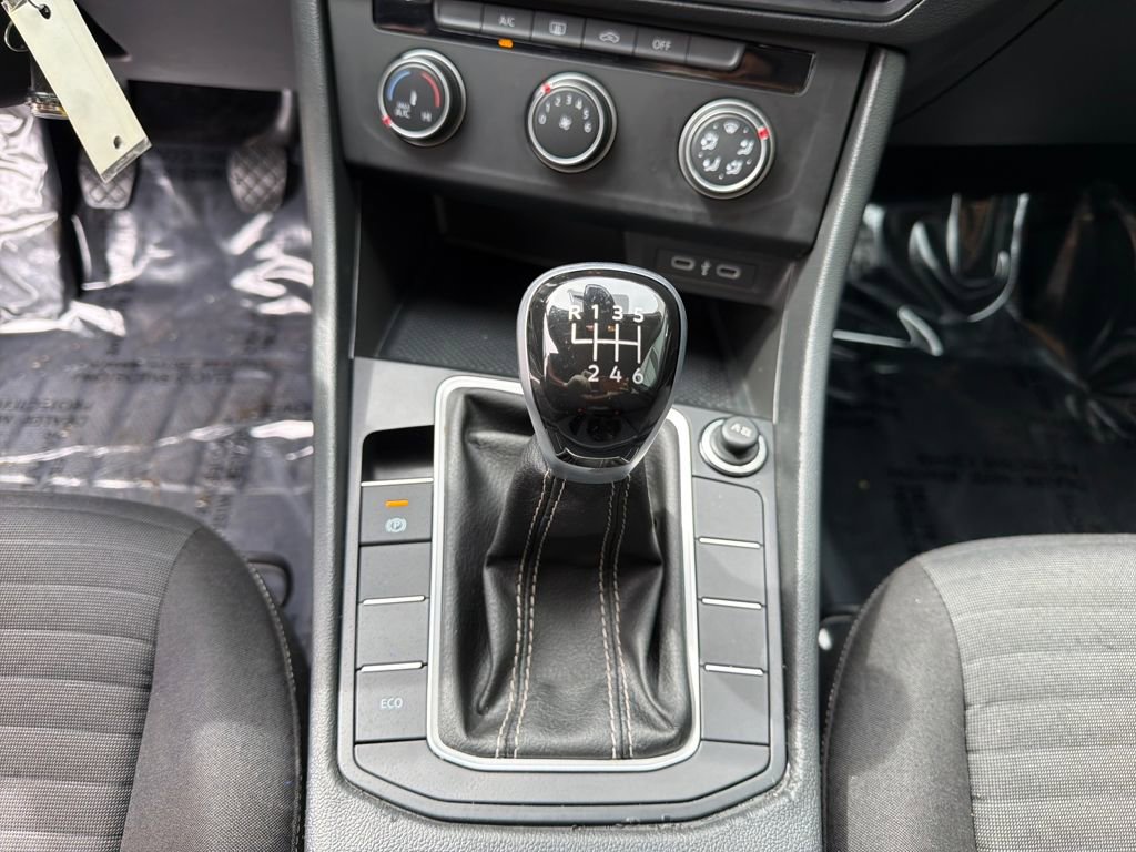 Certified 2024 Volkswagen Jetta S image 26