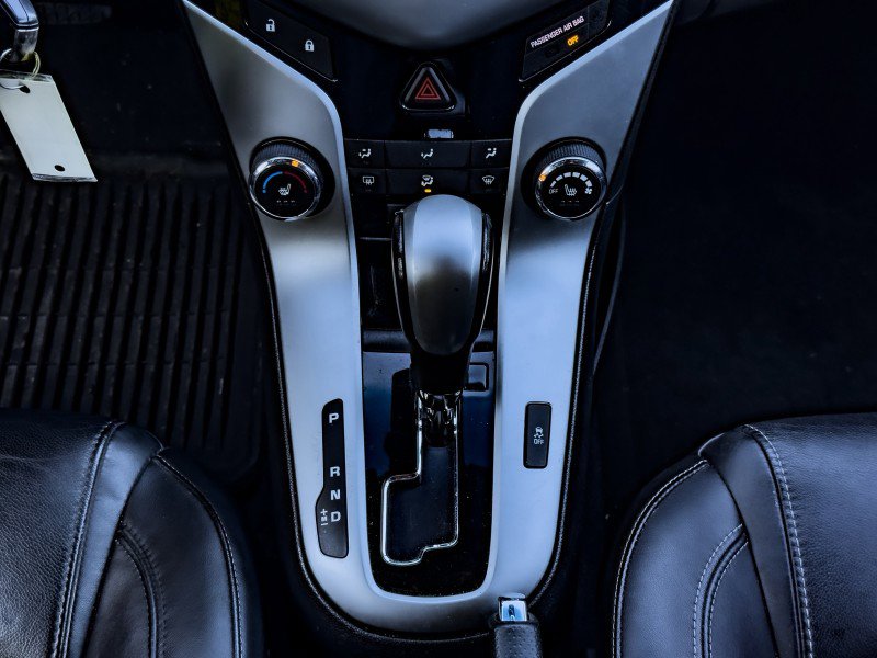 Used 2014 Chevrolet Cruze LT w/ RS Package image 21