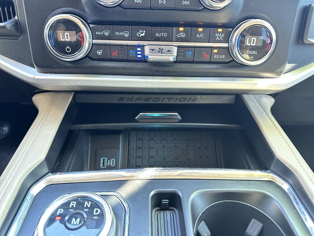 Used 2022 Ford Expedition XLT RWD image 29